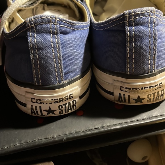 Converse women’s size 6 men’s size 4 - Picture 7 of 8